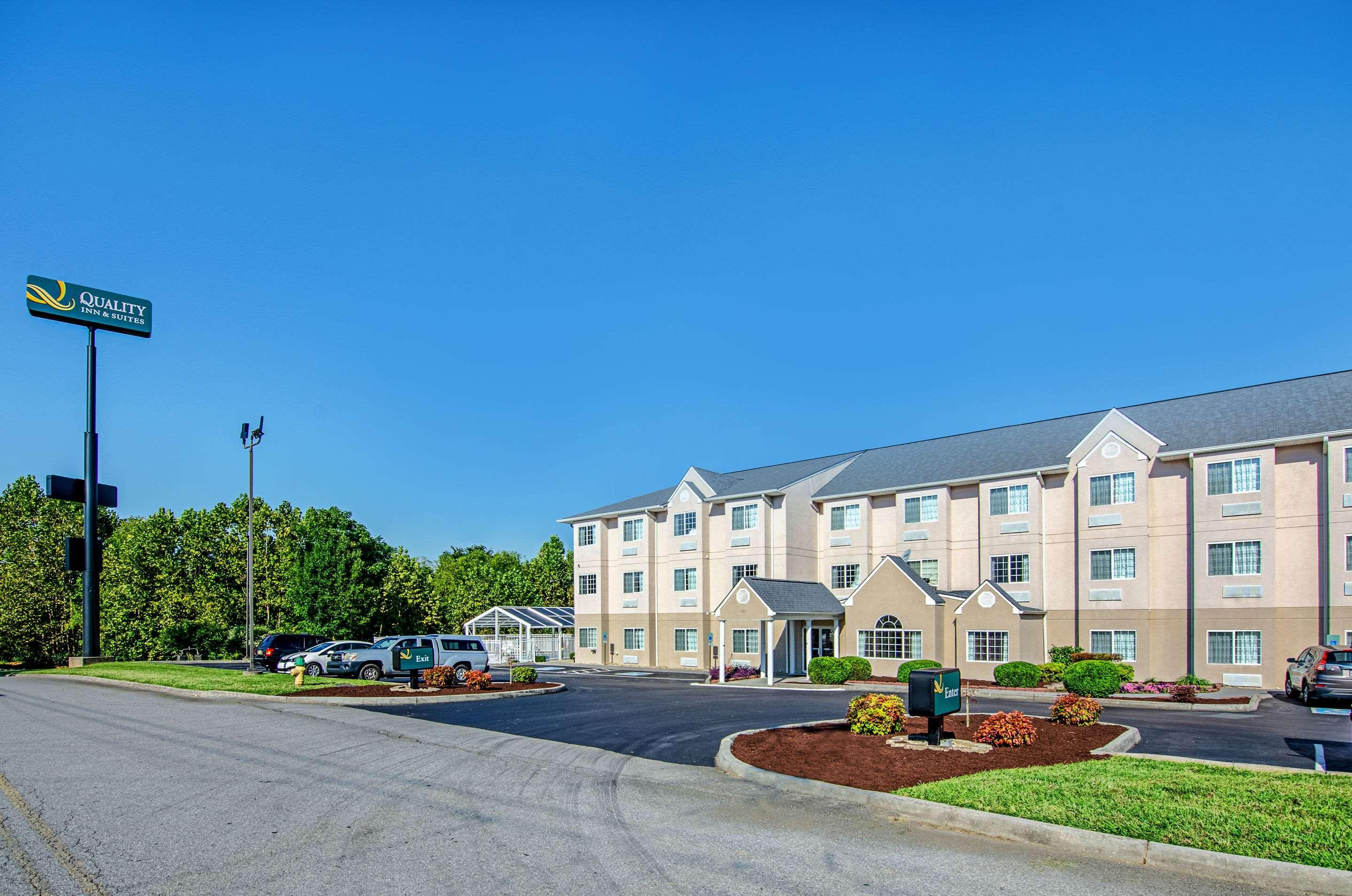 Quality Inn & Suites I-81 Exit 7 Bristol Exteriér fotografie